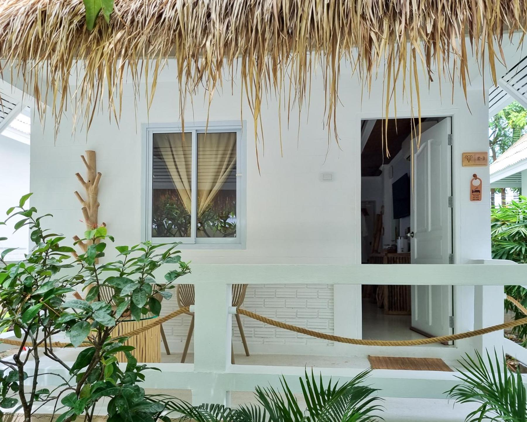 Elephant Beach Club & Resort Samui 차웽 외부 사진